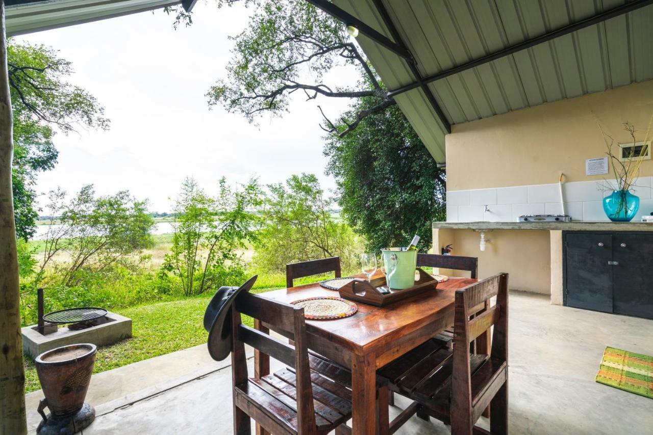 Caprivi Mutoya Lodge And Campsite Katima Mulilo Exterior photo